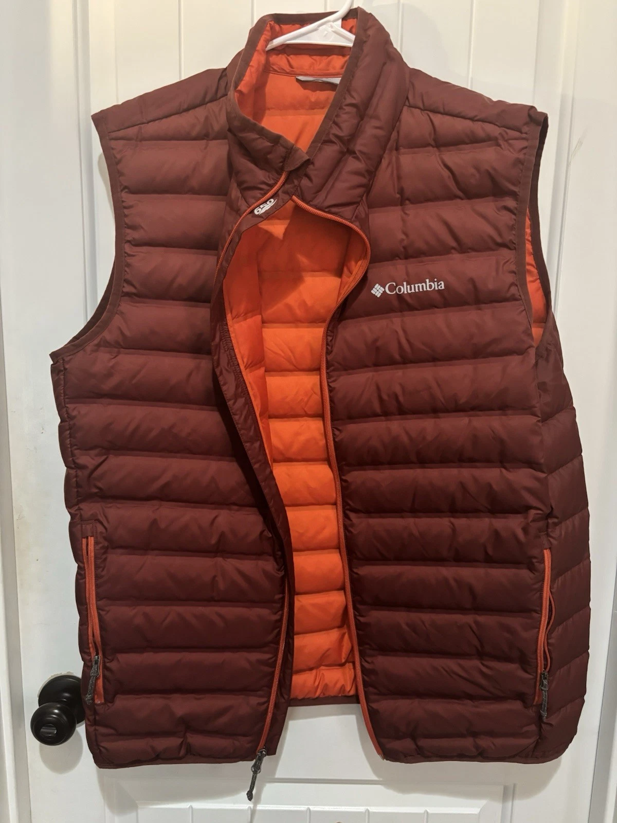 Columbia Puffer Vest Mens (L) 650 Duck Insulated Full Zip (DEEP RUST /ORANAGE)
Opens in a new window