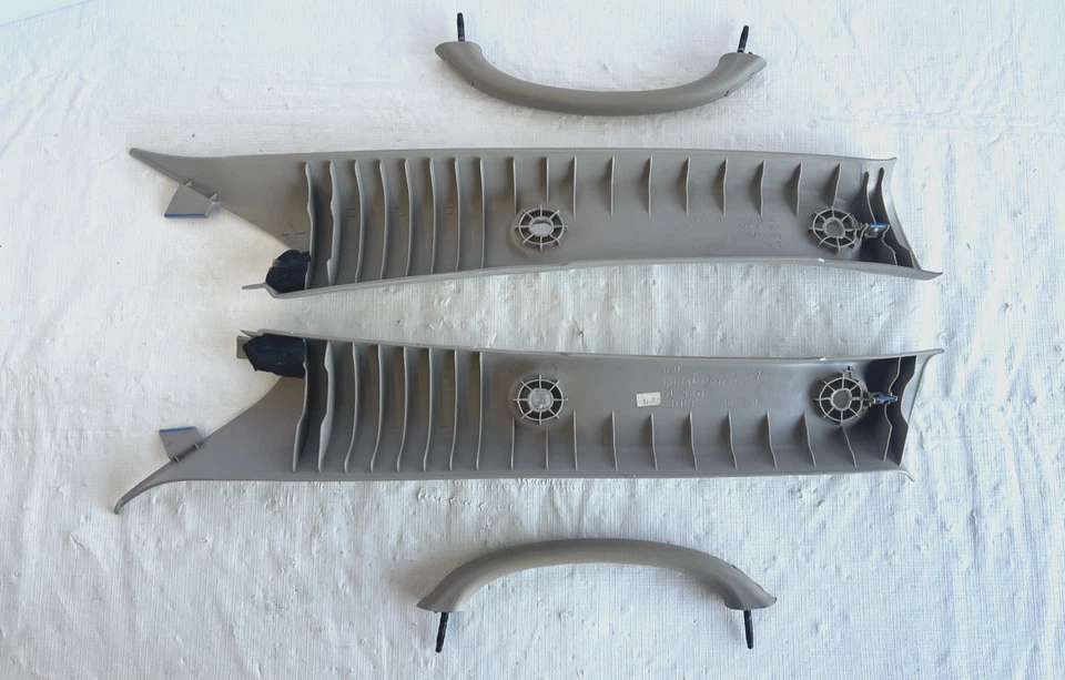 01-04 Dodge Dakota Durango Driver LH Pasajero Derecha Pilar A con Mango Borde Bronceado Fabricante de Equipo Original Foto 2 de 4