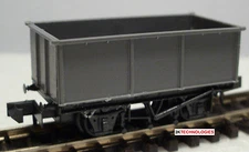 Peco KNR-208 BR 27 Ton Iron Ore Tipper Mineral Wagon 'N' Gauge wagon Kit - 2nd P