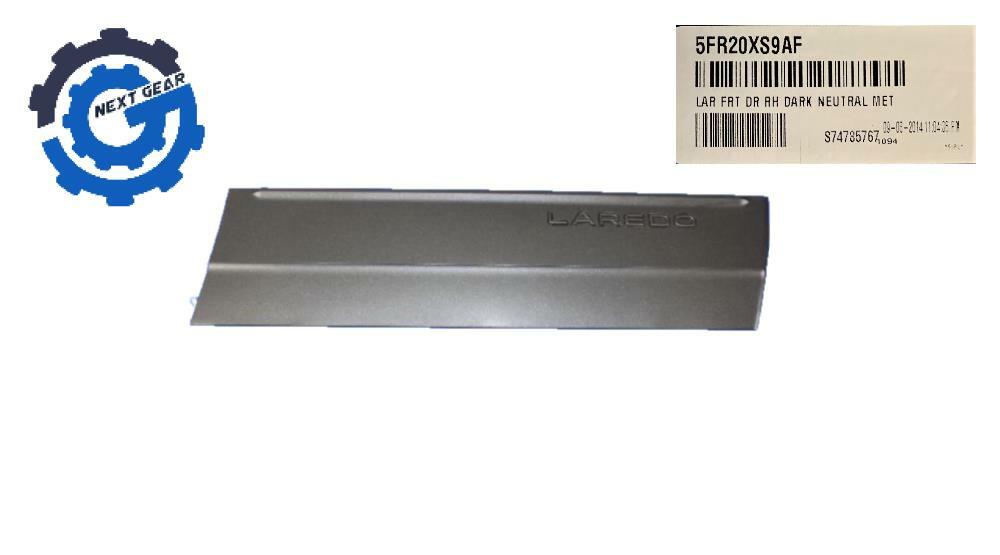 ふじーページ 5FR20XS9AF MOPAR Front Passenger Side Door Cladding 2001-2003 Gr
