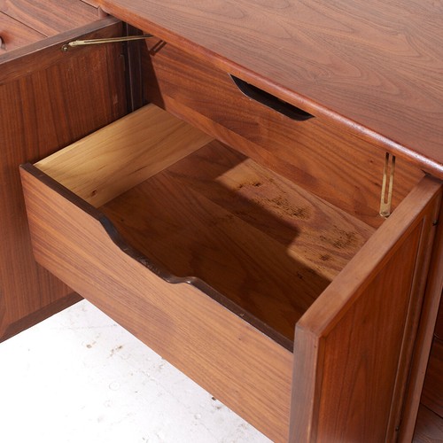 Kipp Stewart for Drexel Declaration Mid Century 11 Drawer Lowboy Dresser - Picture 9 of 13