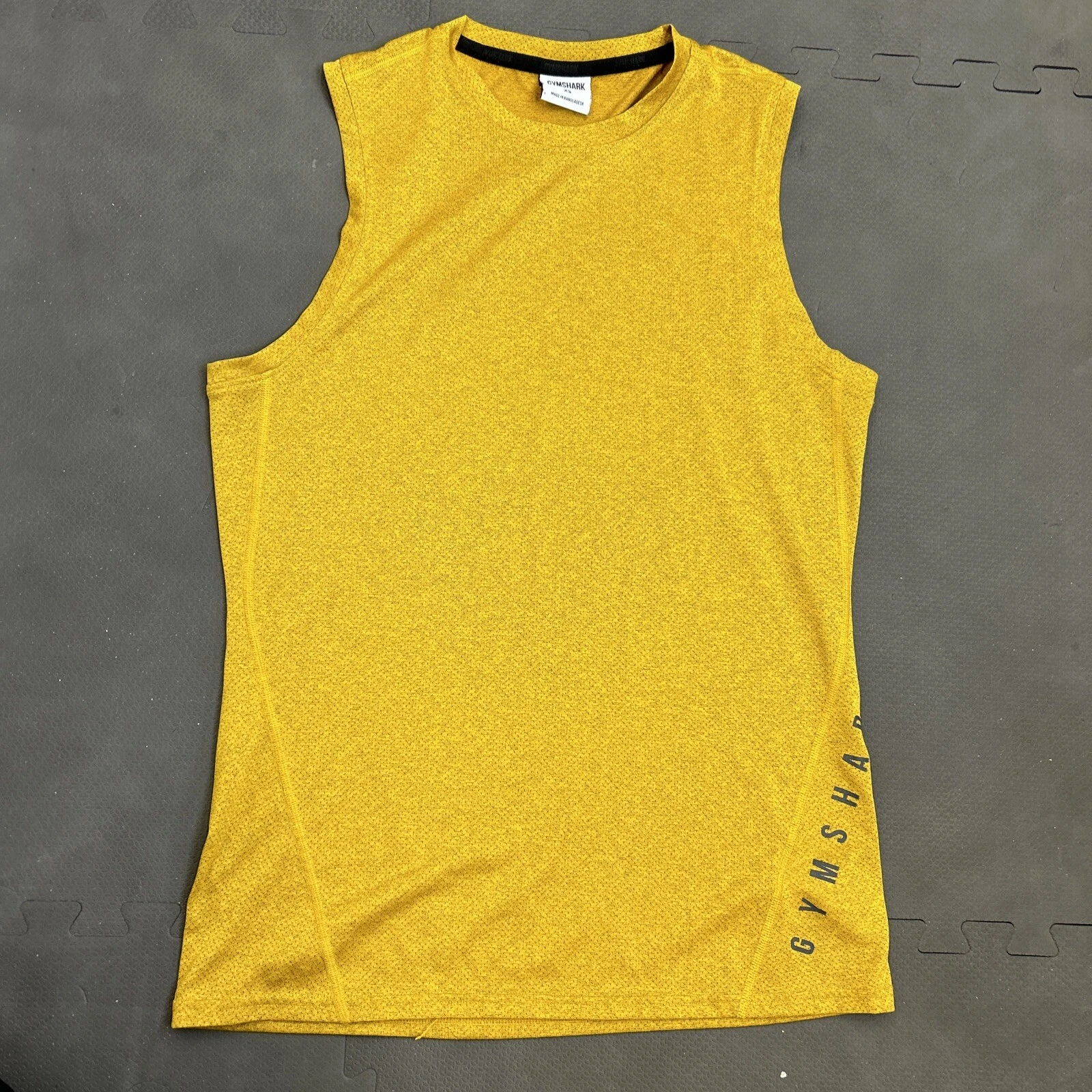 gymshark sleeveless athletic charity tank-top