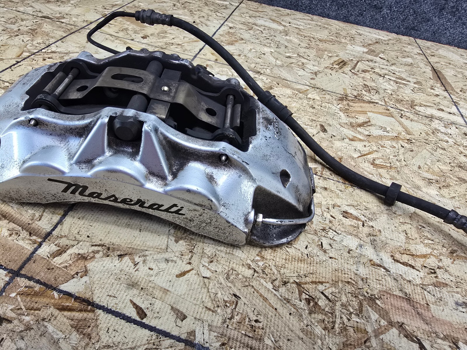 FRONT RIGHT BRAKE CALIPER BREMBO ASSEMBLY OEM 40K 14-19 MASERATI GHIBLI S