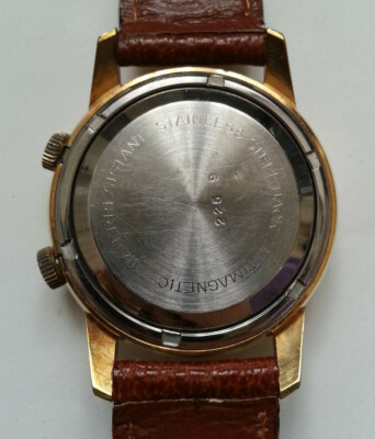 Montre Vintage ELVIA à Sonnerie Et Alarme - Mécanique, Acier, Excellent état