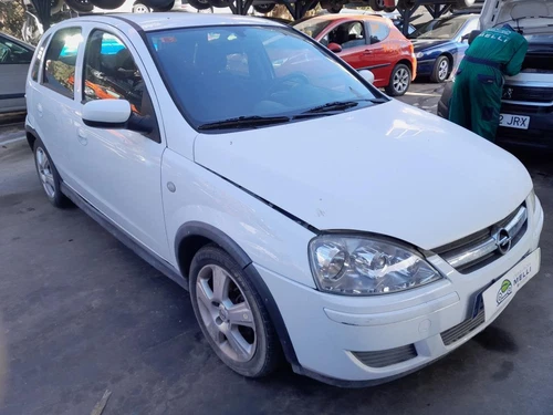 24457235 Enjoliveur le plus cher Inf Feu Arriere Gauche pour OPEL CORSA C Blue Line 8324339