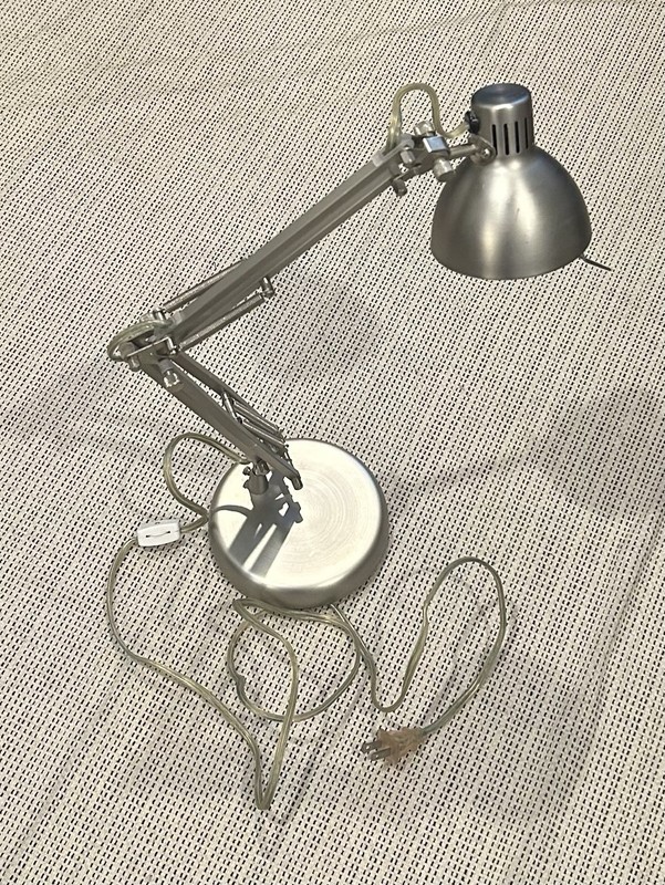 Silver Adjustable Swing Arm Desk Lamp, Corded, Dome Shade, Bulb, LT638A