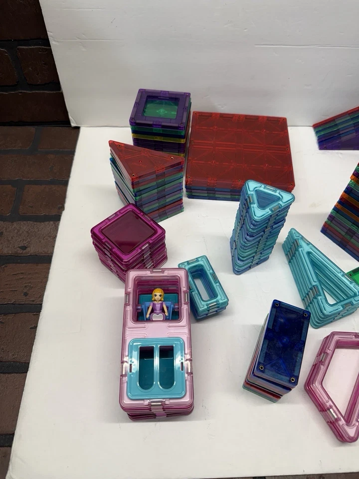 Playmags Magnetic Tiles Building Blocks Lot 12 LBS - Image 2 of 4