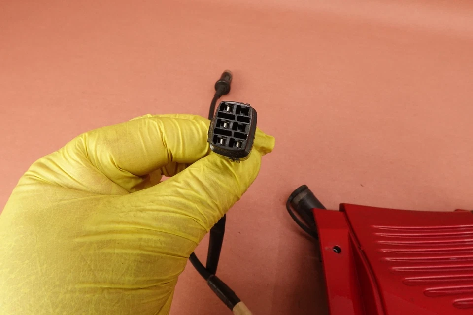 Динамик левого пассажирского сиденья 99-13 YAMAHA XVZ 1300 TF XVZ1300VENTURE ROYAL STAR - Изображение 2 из 4