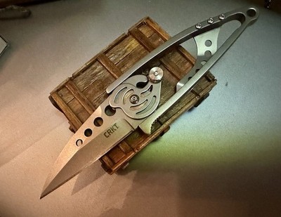 Columbia River CRKT 420j2 Steel Snap Lock Folding Pocket Knife 5102N 