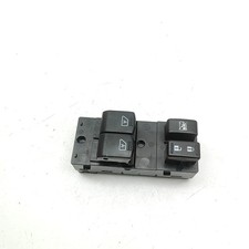 Porte avant et accessoires Nissan GT-R