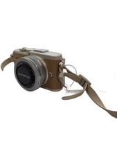 OM Digital Solutions Olympus mirrorless camera DSLR Pen E-pl9 14-42mm EZ Used