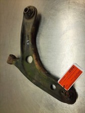 Triangle de suspension Toyota YARIS II