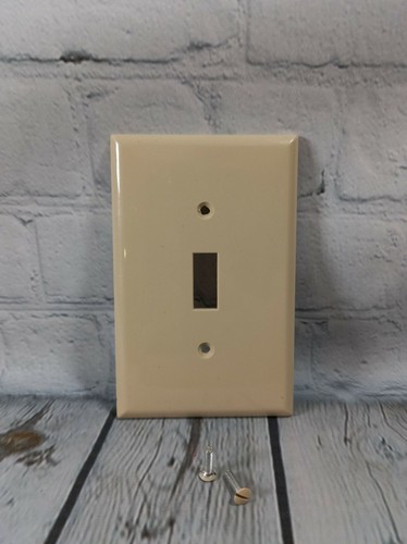 Unbreakable Ivory Face Plate for Light Switches and Electrical Outlets - Picture 3 of 13