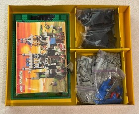 LEGO Castle: Royal Knight's Castle (6090)