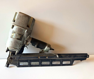 Hitachi NR83A 21° 10 Gauge Pneumatic Framing Nailer Nail Gun 120 PSI