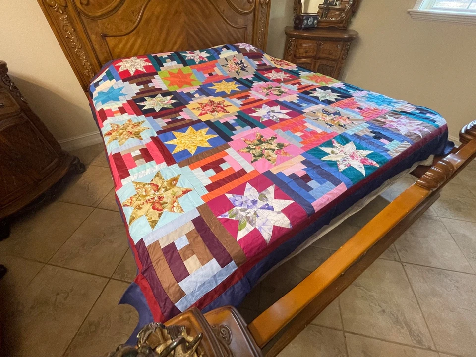 Holiday Sale Machine pieced  Queen SizeQuilt Top made  in USA - Image 2 of 4