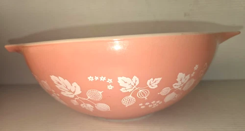 Vintage Pyrex #444 Pink Gooseberry on Milk-Glass 4 Qt Bowl Farmhouse decor