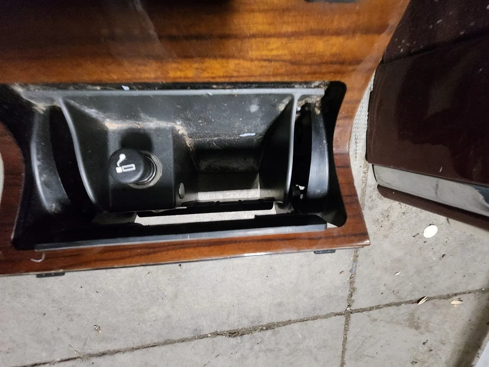 1999 2000 2001 02 2003 2004 CADILLAC SEVILLE ASHTRAY WOOD SHIFTER TRIM - Image 3 of 3