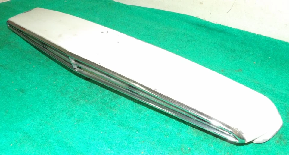 1964 1965 Ford Thunderbird ОРИГИНАЛЬНЫЙ ПЕРЕДНИЙ КАПОТ ВОЗДУХОЗАБОРНИК ОБОДОК И РЕШЕТКА ОРНАМЕНТ - Изображение 4 из 4