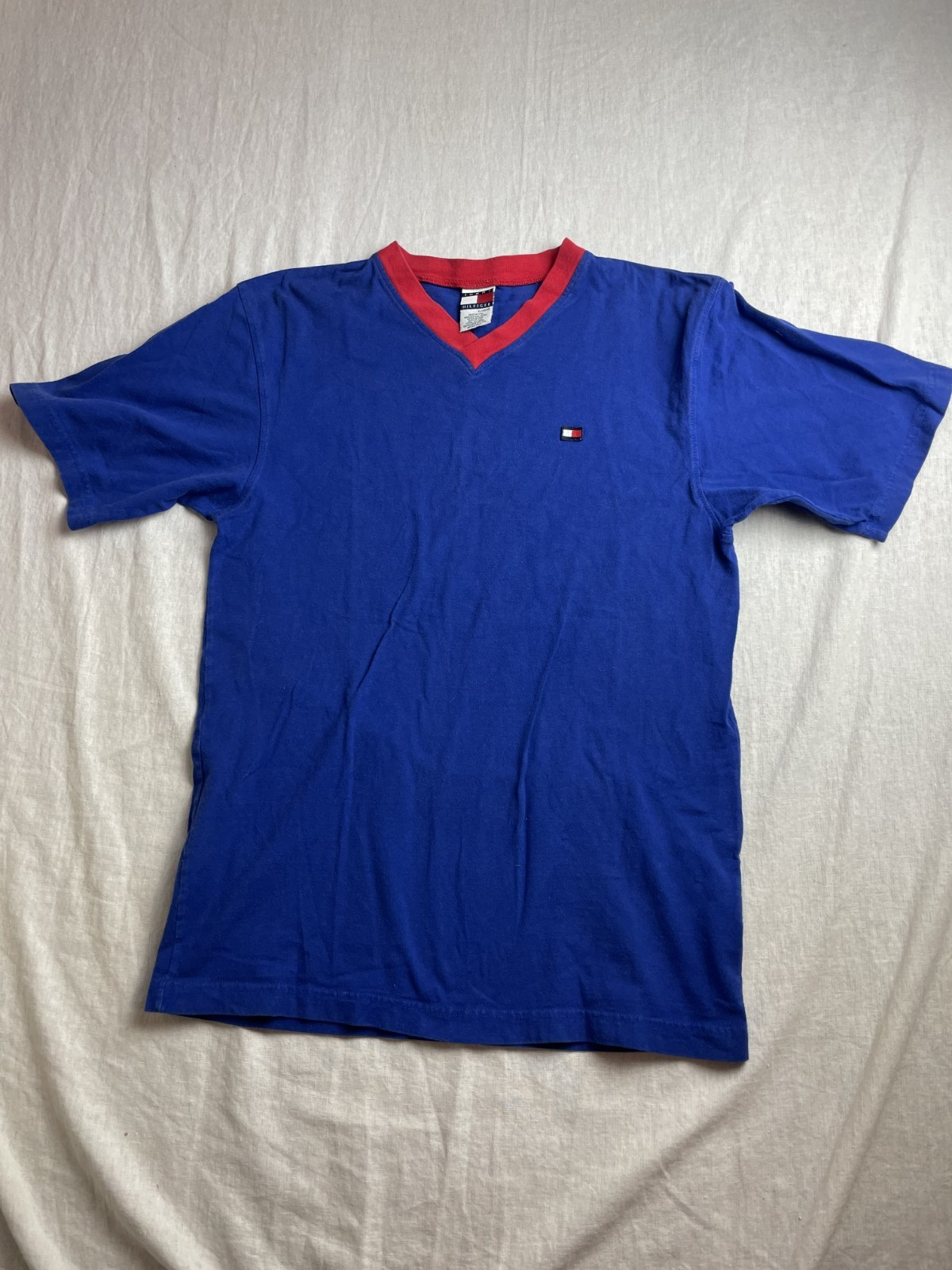 Vintage 90s Y2K Tommy Hilfiger T-Shirt Blue Red Men XL V-Neck Retro Preppy Indie