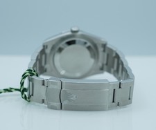 BRAND NEW Rolex 124200 OYSTER PERPETUAL 34 MED BLUE DIAL NEW 2025 MODEL FULL SET 7