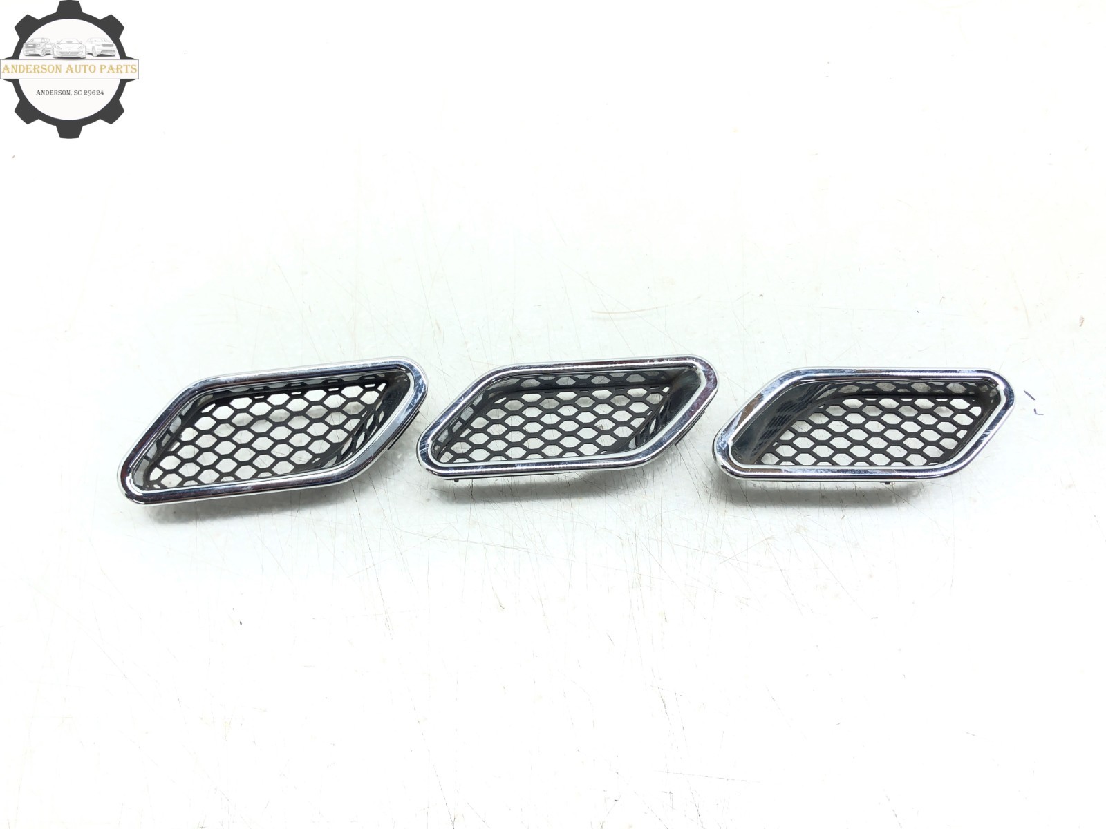 2008-2019 MASERATI GRANTURISMO M145 RIGHT PASS FRONT FENDER VENT GRILLE SET X3