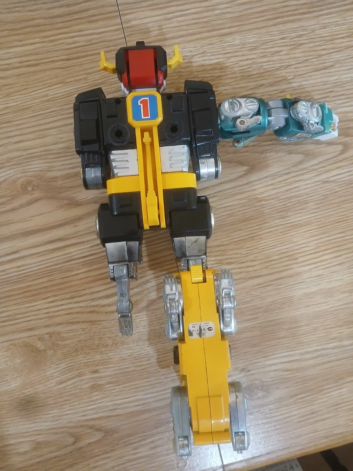 ¡Vintage! Voltron Matchbox 1981 diecast GB-36 falta brazo y pierna  Foto 2 de 3