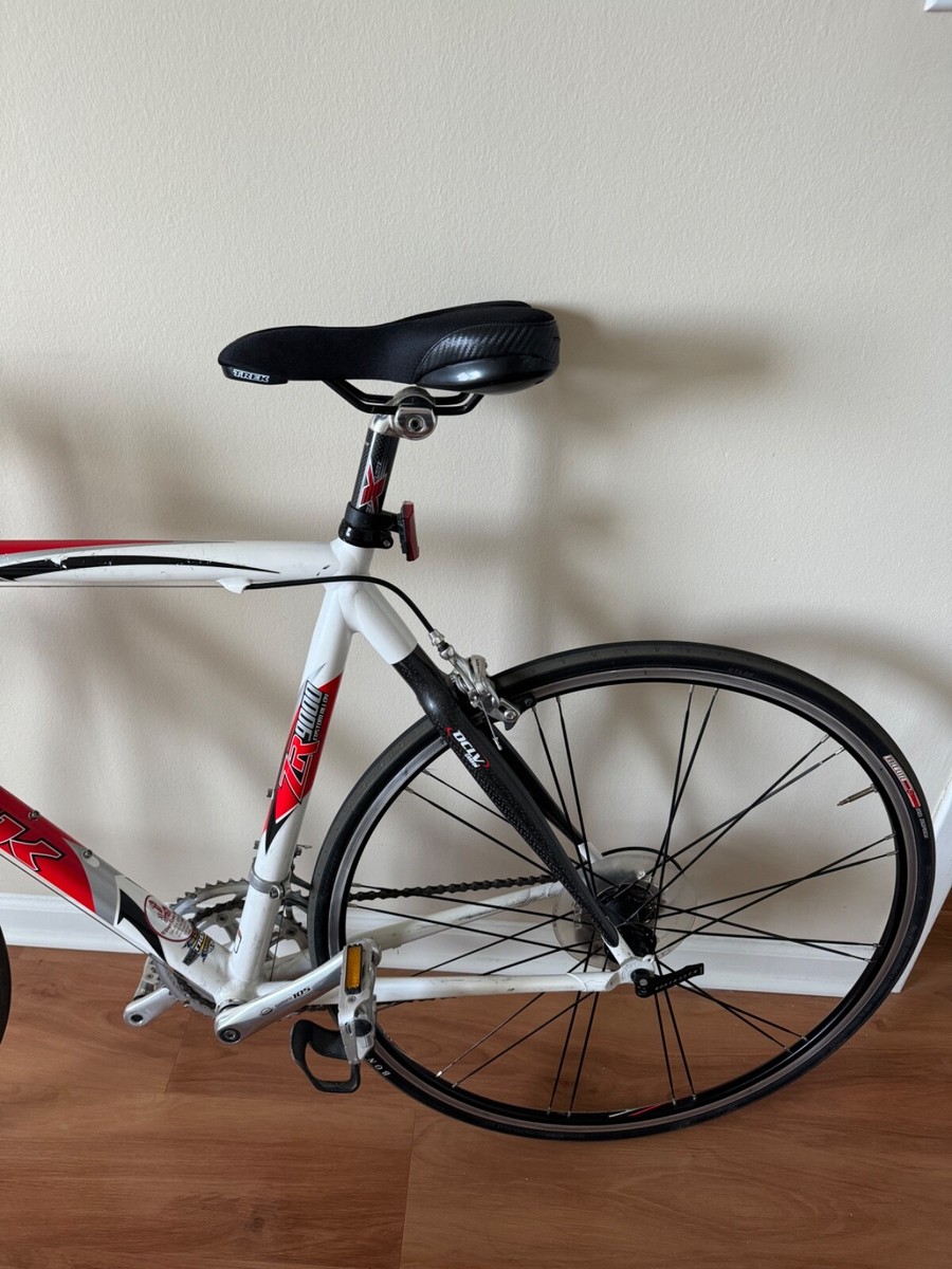 Trek 2100 ZR9000 Road Bicycle 52cm Ultegra 10 Shimano USA MADE