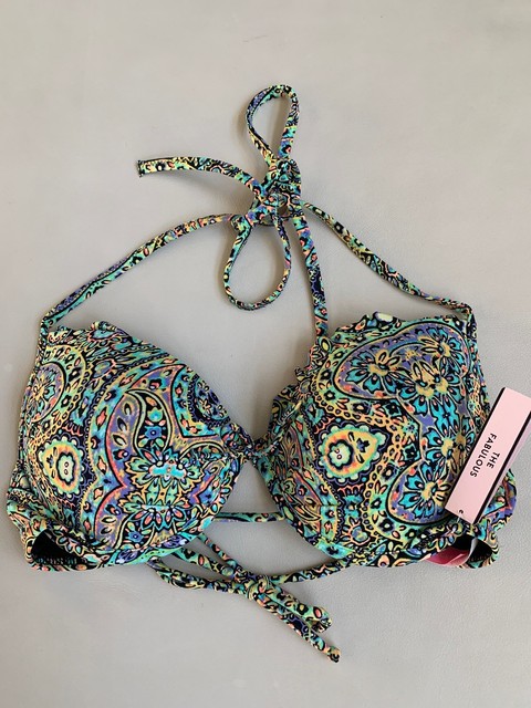 does victoria secret sell bathing suits