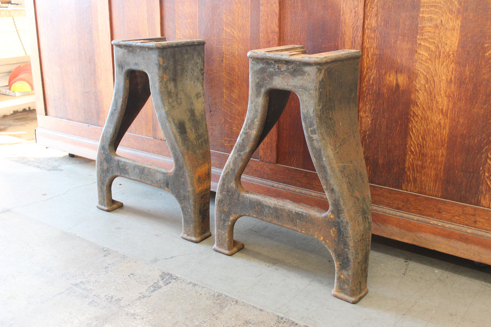 Vtg 27" Antique Industrial Cast Iron Machine Table Workbench Desk Legs