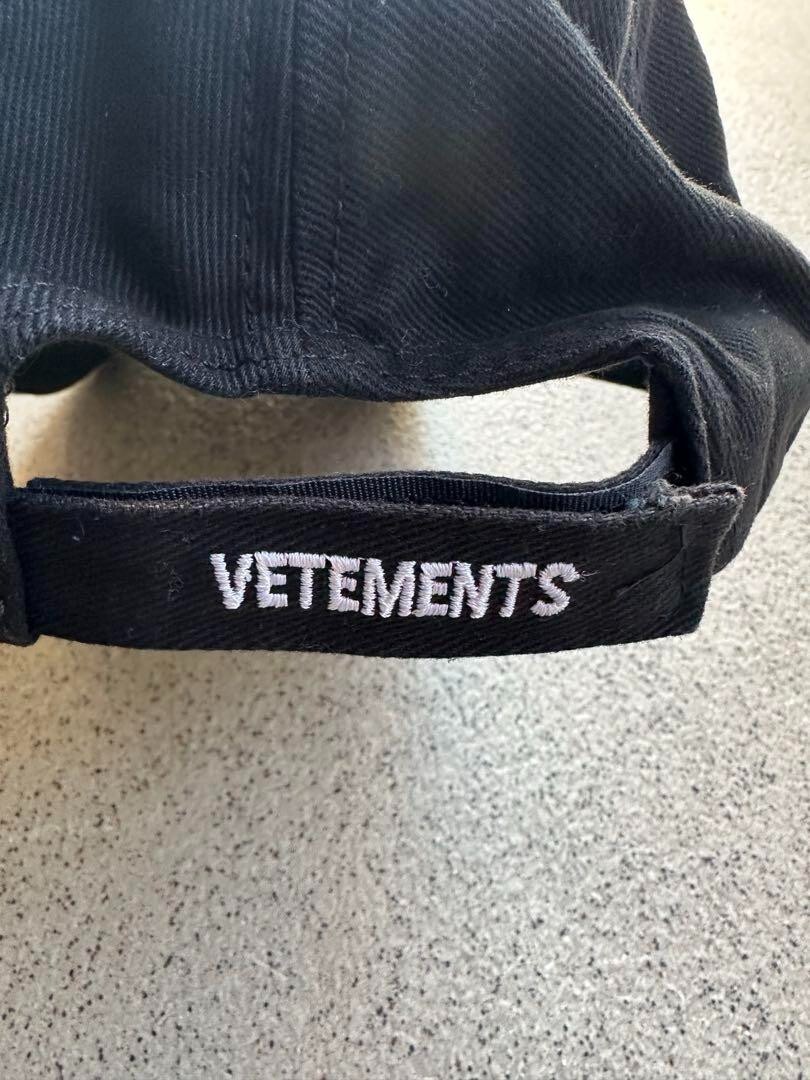 VETEMENTS WSS 18AC16 Baseball cap Black Canvas Men's fashion goods