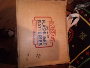 Vintage Everready Battery Carton