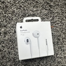 Official Apple EarPods  3.5 mm Headphone Plug  NEW