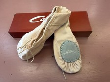 Capezio Kids Pink Canvas Ballet Shoe 2028c 10.5w