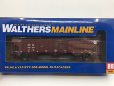 HO Walthers 910-49005 BNSF Trinity 4750 3-Bay Covered Hopper 466002