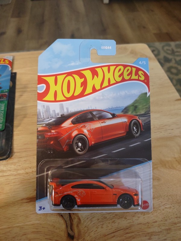 2022 Hot Wheels Orange Jaguar XESV Project-8