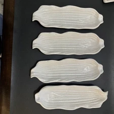 SET OF 4 VINTAGE CORN ON THE COB CERAMIC DISHES - MADE IN THE USA - IVORY COLOR