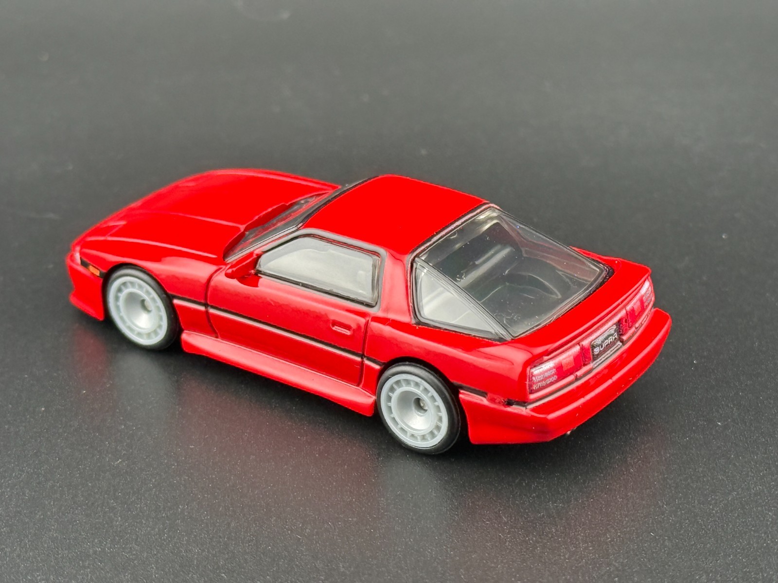 Hot Wheels 89 Toyota Supra MKIII Red Ronin Run 2 FPY86-961 M 1/64