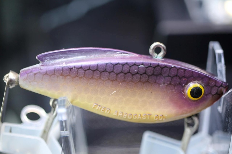 Fred Arbogast Co. Razorback Vintage Bladed Lipless Crankbait PURPLE ...