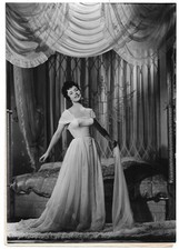 Sonja Ziemann Der Zarewitsch Portrait orig. Pressefoto 1954 ca 12 x 17 cm Kleid