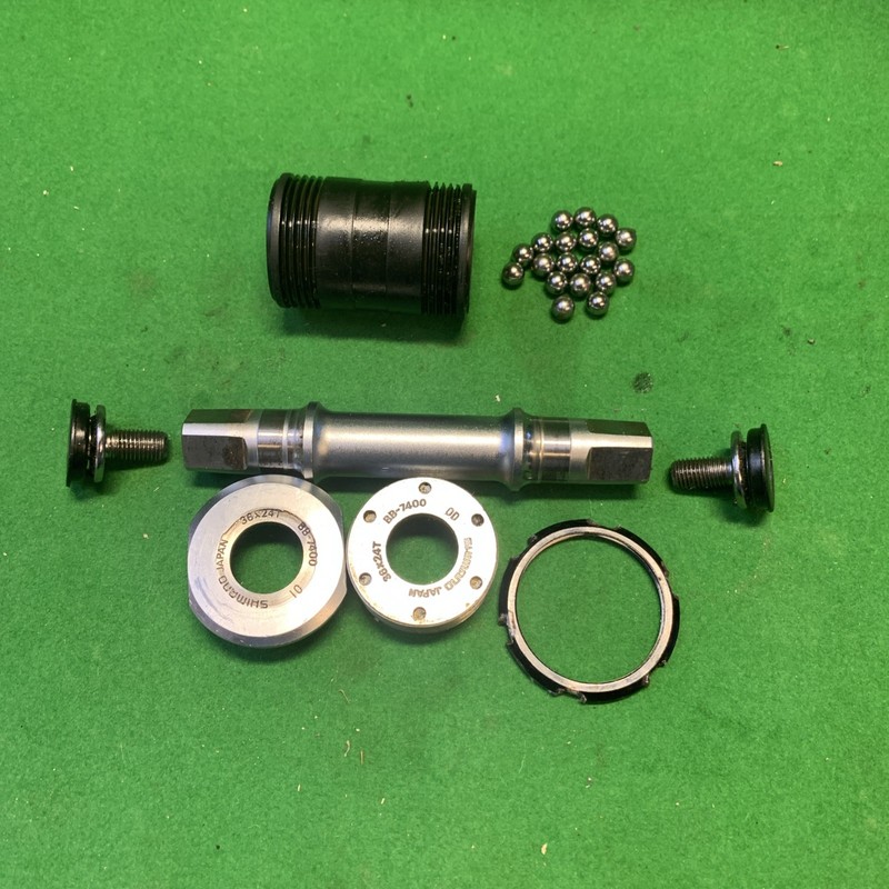 Rare Vintage Dura Ace Shimano Bottom Bracket 7400 36x24T. 01. 70 used.