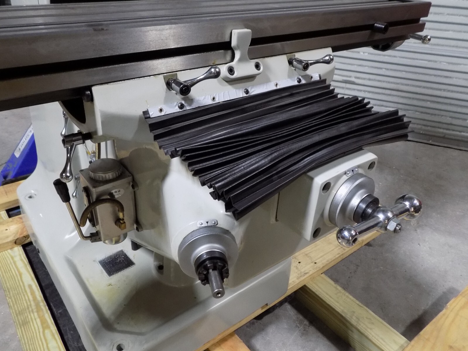 Enco Variable Speed Knee Mill 9 x 49 Table R8 Taper 949PH3E Parts