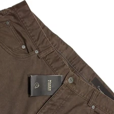 Maker & Company NWT Cotton Blend Tailored Cut 5 Pocket Jeans Size 38 x 34 Brown