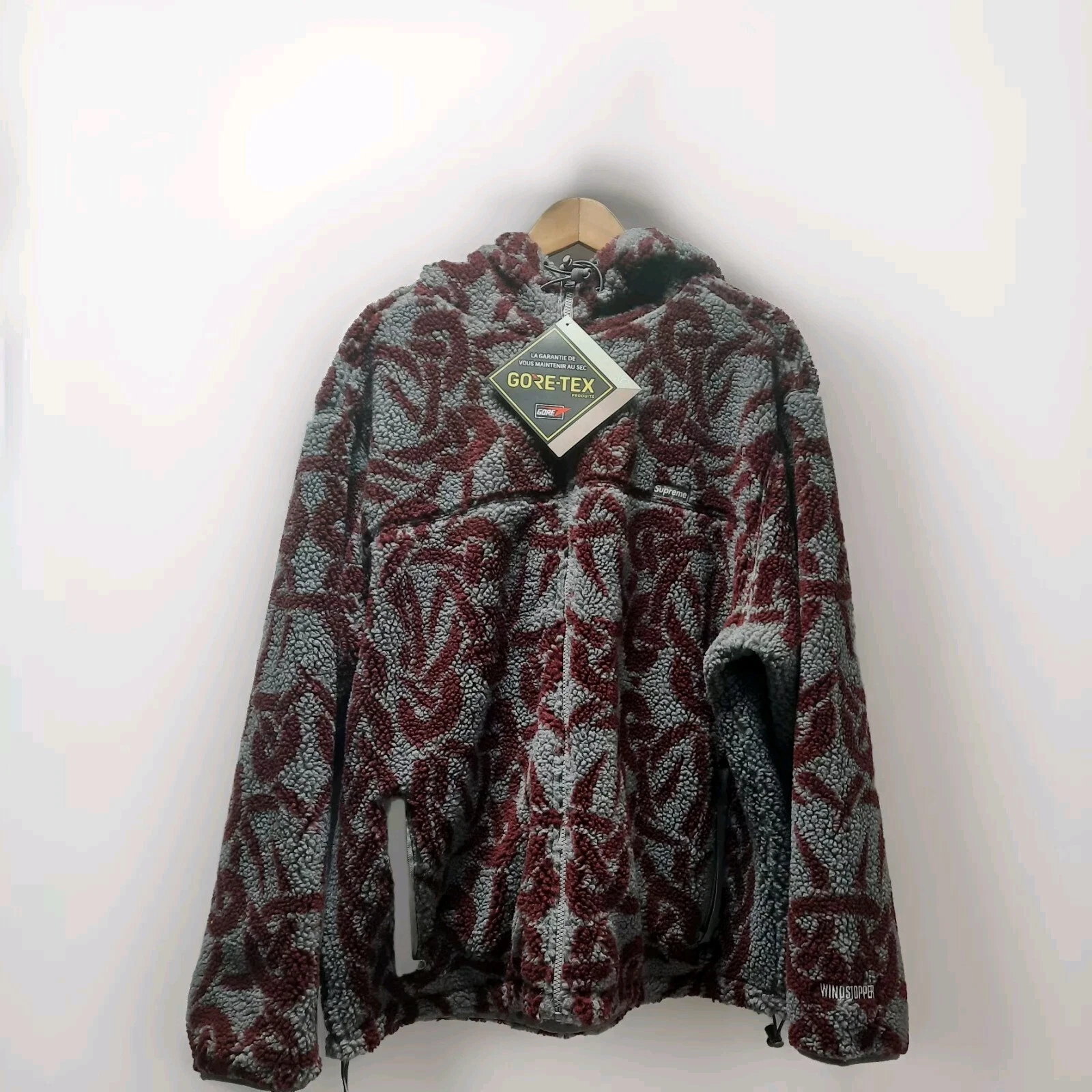 PULL RÉVERSIBLE SUPRÊME GORE TEX GRIS ET NOIR COUPE VENT ÉPAULE TAILLE GRAND
