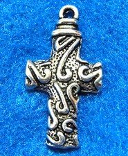 20Pcs. Tibetan Silver CROSS Crucifix Charms Pendants Drops Jewelry Finding CR18