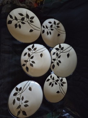 6 Ea Gibson Elite Kai Il Onyx Leaf 8.50  Salad/Desert Plates Disc Pattern 2016.