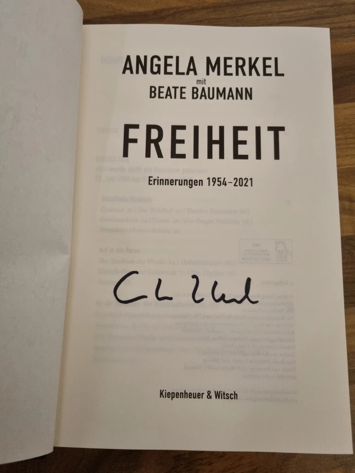 Angela Merkel Original Autogramm - Buch "Freiheit" Signiert - Bild 2 von 2
