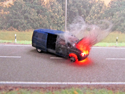 Mercedes Vito Motorbrand 1:87 H0 Blau LED 12V-16V Feuer Laser Cut Unfall Polizei