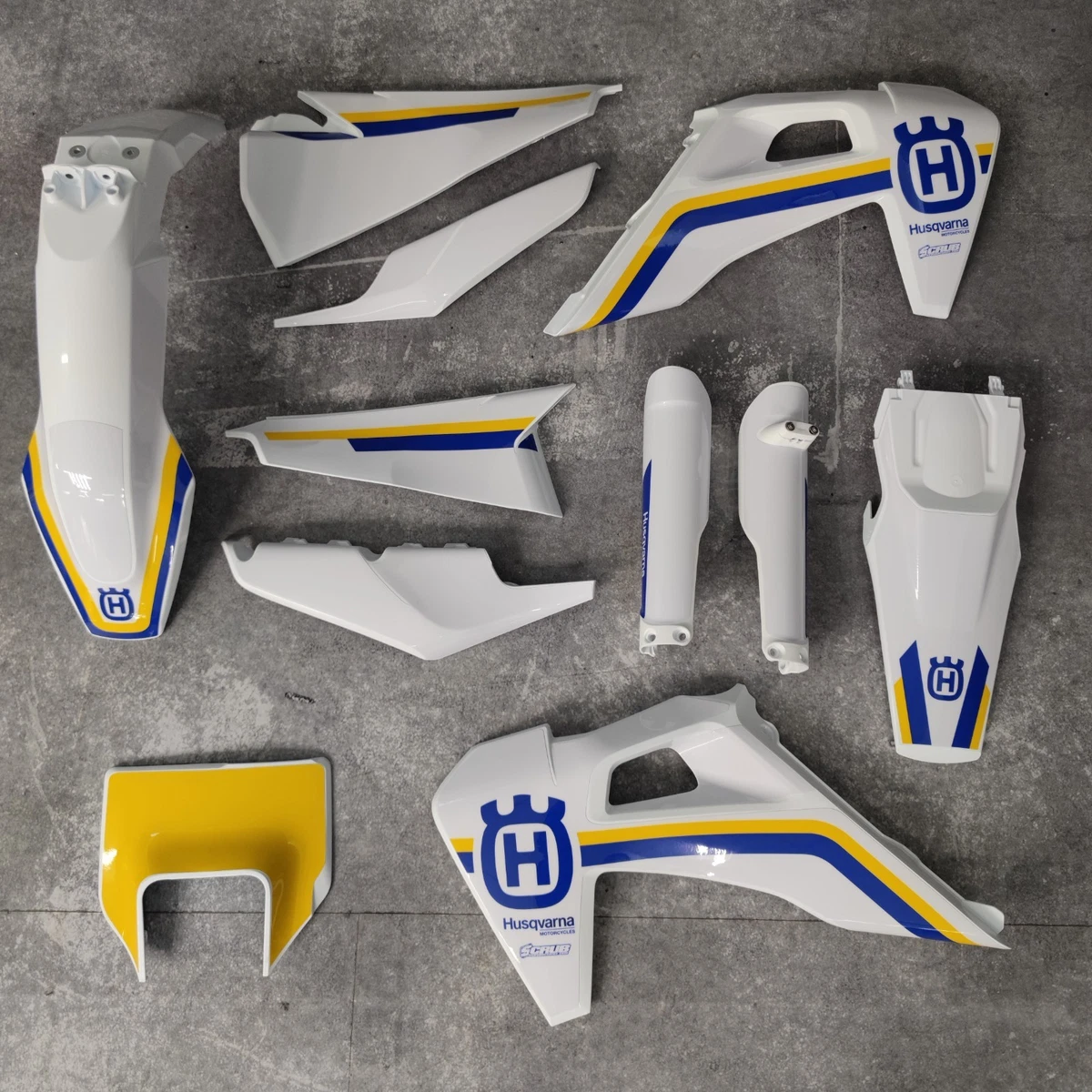 Parafango Anteriore Per Husqvarna FE/TE/FX 250/350/450 – 2016-2023, In ABS Nero