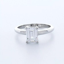 Solitaire Engagement Ring Platinum 1.02 Carat Emerald Lab-Grown Diamond F SI1